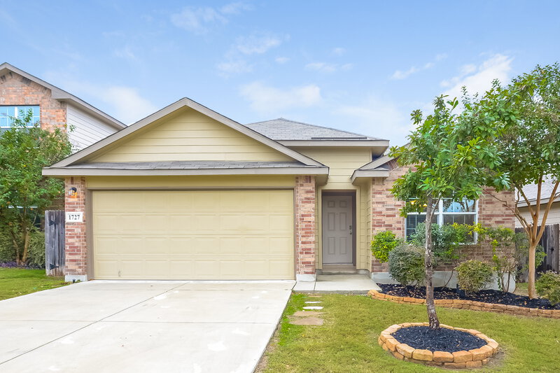 1,850/Mo, 1727 Aspen Silver San Antonio, TX 78245 External View