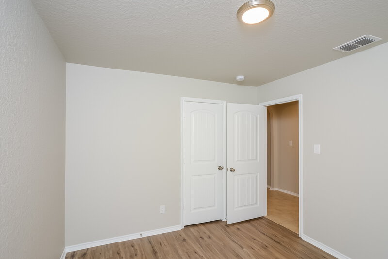 1,850/Mo, 1727 Aspen Silver San Antonio, TX 78245 Bedroom View 2