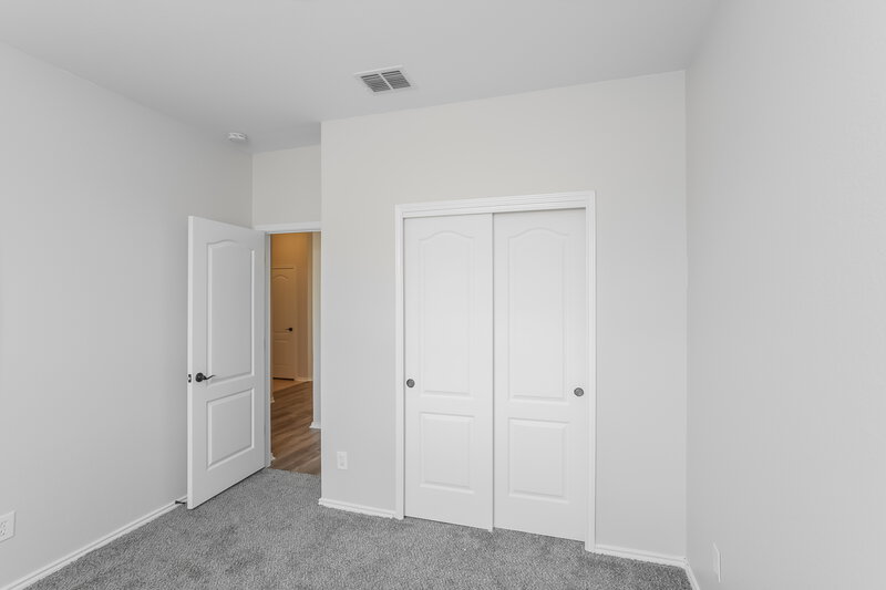 2,250/Mo, 7422 Silent Hls San Antonio, TX 78250 Bedroom View