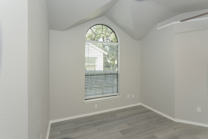 2,250/Mo, 7422 Silent Hls San Antonio, TX 78250 Bedroom View 2