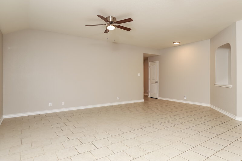 1,725/Mo, 14106 Cremello Fls San Antonio, TX 78254 Living Room View