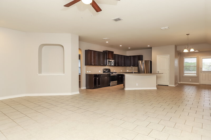 1,725/Mo, 14106 Cremello Fls San Antonio, TX 78254 Living Room View 2