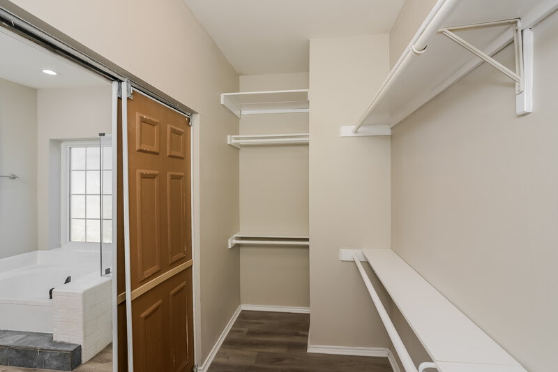 2,035/Mo, 11659 Foxford San Antonio, TX 78253 Amenities View