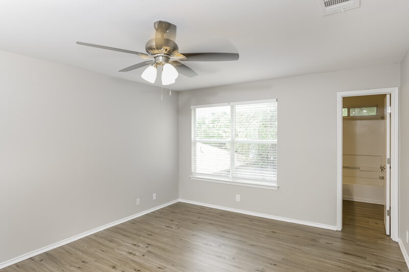 1,925/Mo, 8211 Maloy Mnr San Antonio, TX 78250 Main Bedroom View