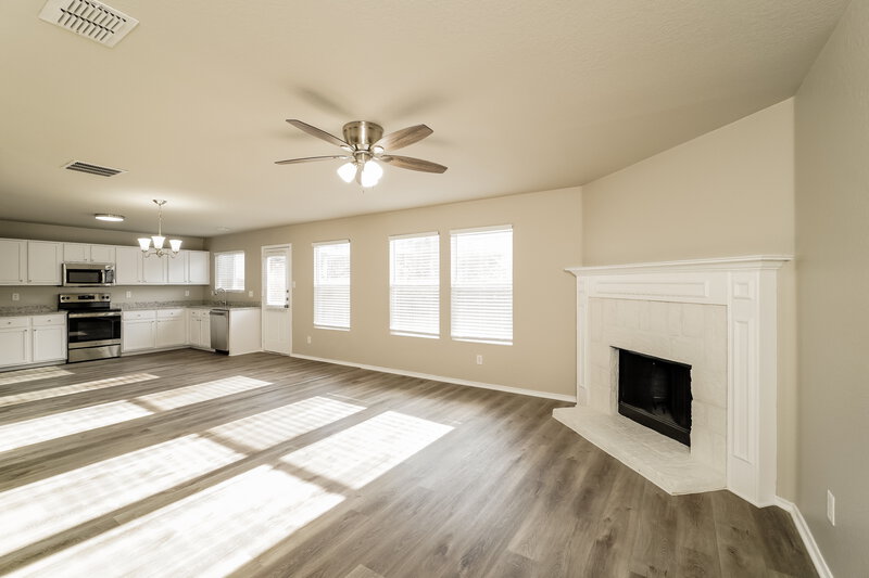 3,150/Mo, 3818 Ashleaf Pecan San Antonio, TX 78261 Living Room View