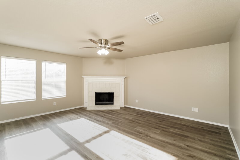 3,150/Mo, 3818 Ashleaf Pecan San Antonio, TX 78261 Living Room View 2