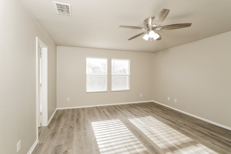 3,150/Mo, 3818 Ashleaf Pecan San Antonio, TX 78261 Main Bedroom View