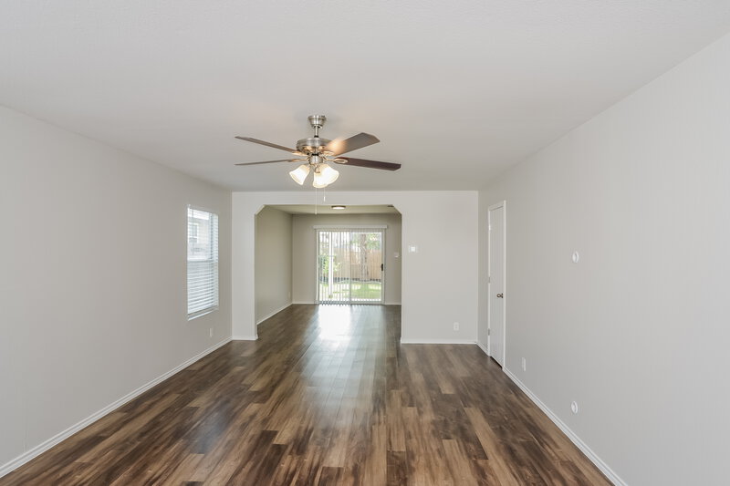 1,695/Mo, 207 Cedron Chase San Antonio, TX 78253 Living Room View 2