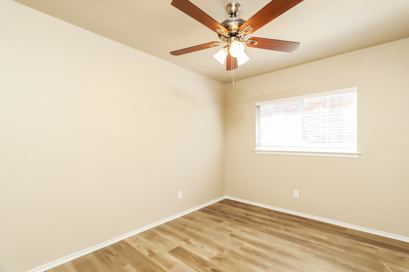 1,810/Mo, 10427 Overland Crk San Antonio, TX 78245 Bedroom View