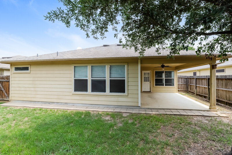 2,850/Mo, 1365 Red Barn Run Schertz, TX 78154 Rear View