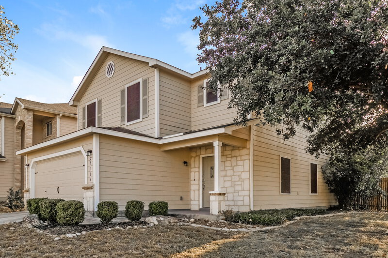2,050/Mo, 25106 Longbranch Run San Antonio, TX 78261 Front View