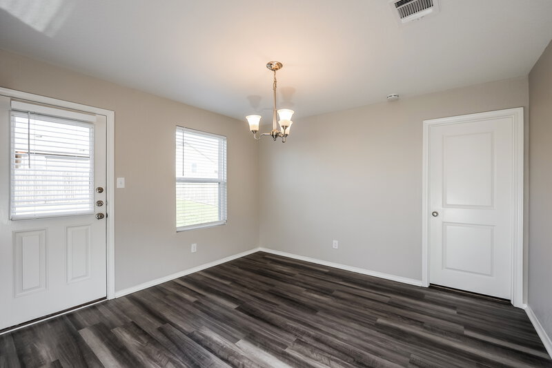 1,610/Mo, 9723 Marbach Hl San Antonio, TX 78245 Dining Room View