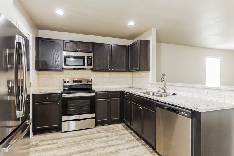 1,705/Mo, 3215 Pedernales Dr San Antonio, TX 78223 Kitchen View 2