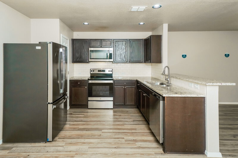 1,570/Mo, 3215 Pedernales Dr San Antonio, TX 78223 Kitchen View