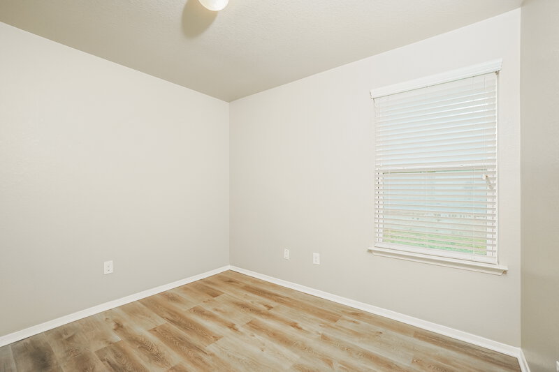 1,570/Mo, 3215 Pedernales Dr San Antonio, TX 78223 Bedroom View 2