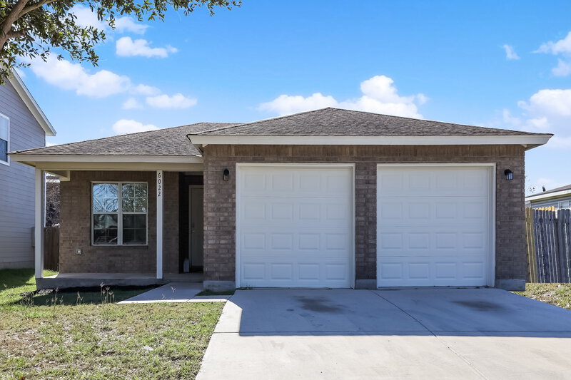 1,870/Mo, 6022 Bear Mdw San Antonio, TX 78222 External View