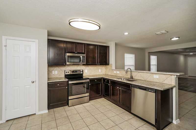 1,910/Mo, 818 Cowhide Dr San Antonio, TX 78260 Kitchen View