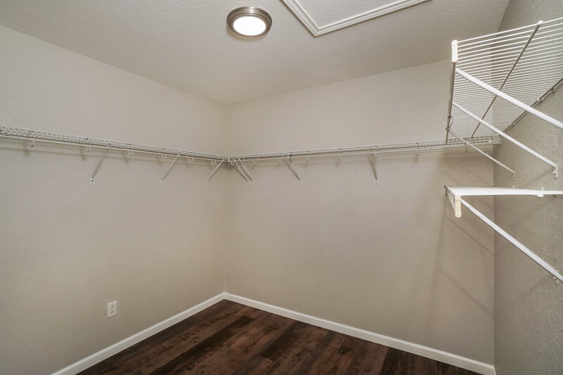 1,910/Mo, 818 Cowhide Dr San Antonio, TX 78260 Walk In Closet View