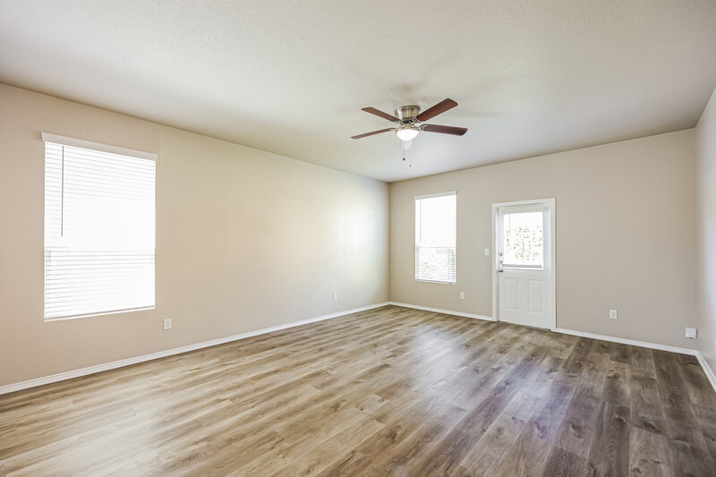 1,750/Mo, 7811 Paraiso Crst Boerne, TX 78015 Living Room View