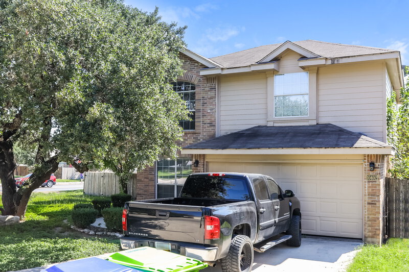 1,995/Mo, 10402 Fairlong Trl San Antonio, TX 78254 External View