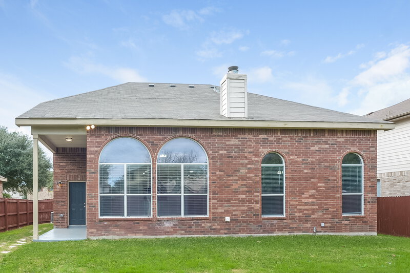 2,435/Mo, 121 Yeager Cir Cibolo, TX 78108 Rear View