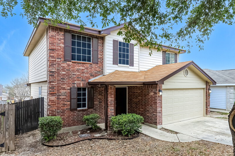2,065/Mo, 607 Limestone Flt San Antonio, TX 78251 Front View