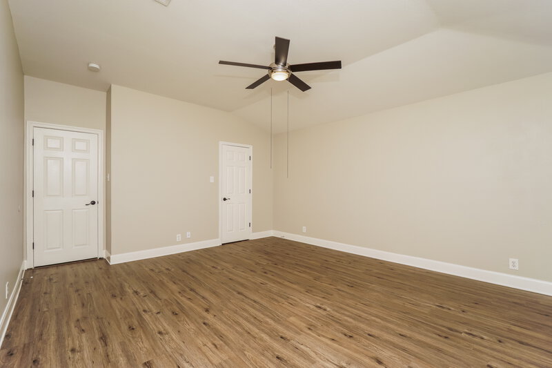 1,770/Mo, 607 Limestone Flt San Antonio, TX 78251 Main Bedroom View 2