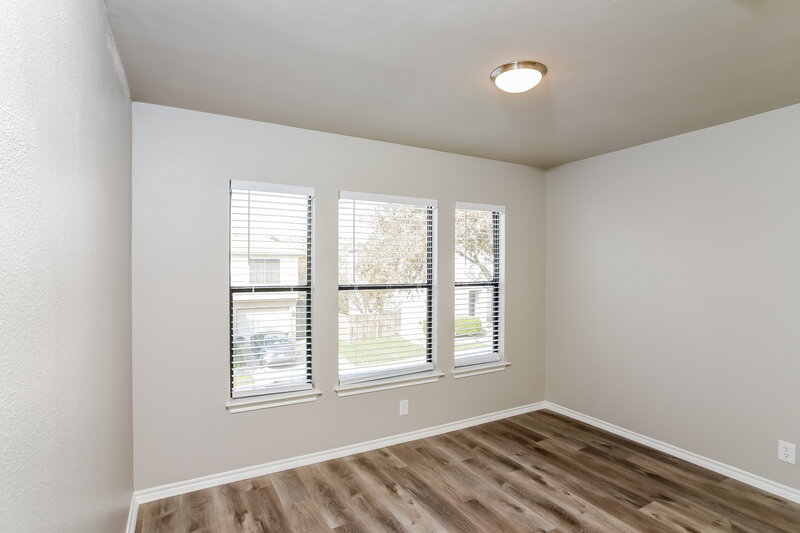 1,785/Mo, 8910 Kenton Ct San Antonio, TX 78240 Bedroom View