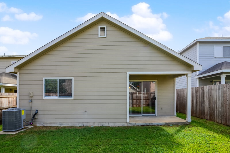 1,485/Mo, 211 Cedron Chase San Antonio, TX 78253 Rear View