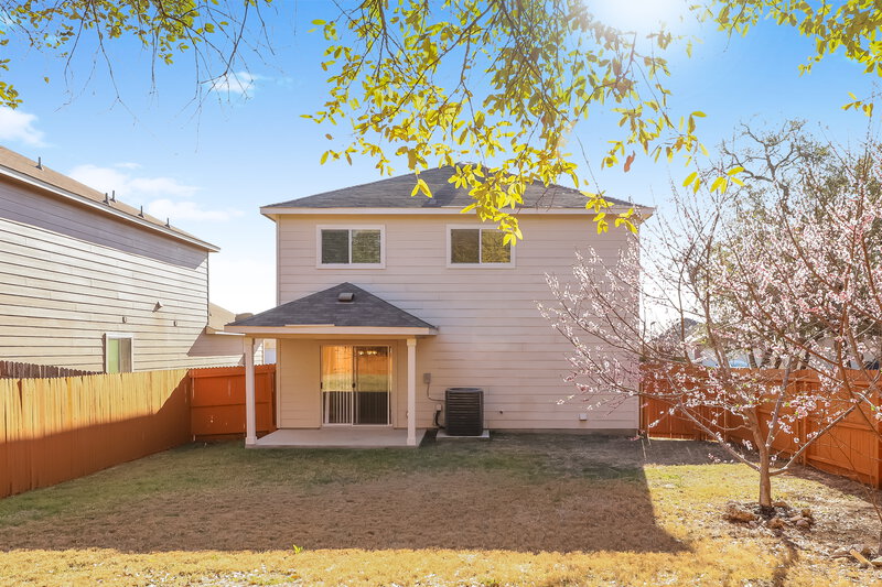 2,140/Mo, 25212 Cambridge Wl San Antonio, TX 78261 Rear View