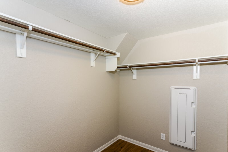 1,560/Mo, 1036 Raceland Rd San Antonio, TX 78245 Utility View