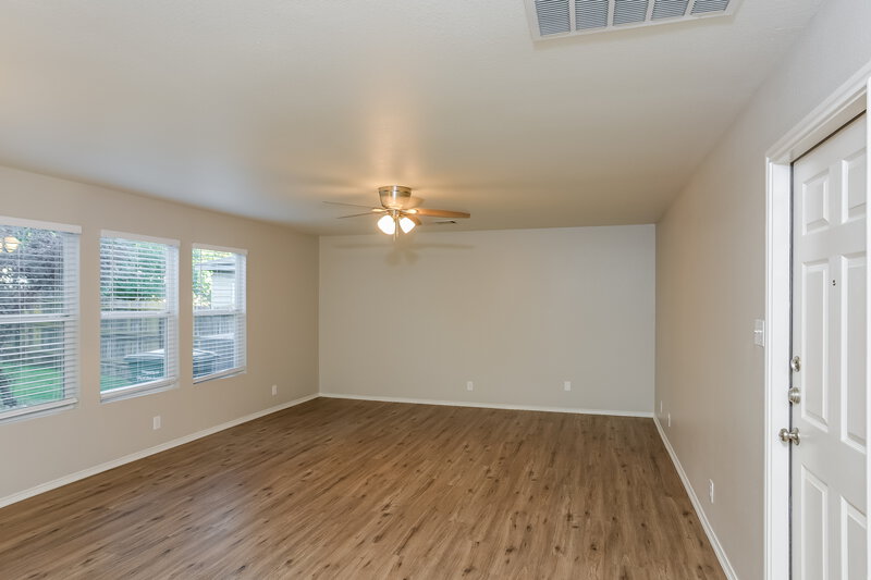 2,080/Mo, 10923 Rindle Ranch San Antonio, TX 78249 Family Room View