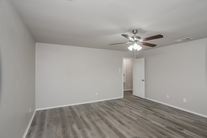 1,850/Mo, 9863 Lauren Mist San Antonio, TX 78251 Main Bedroom View 2