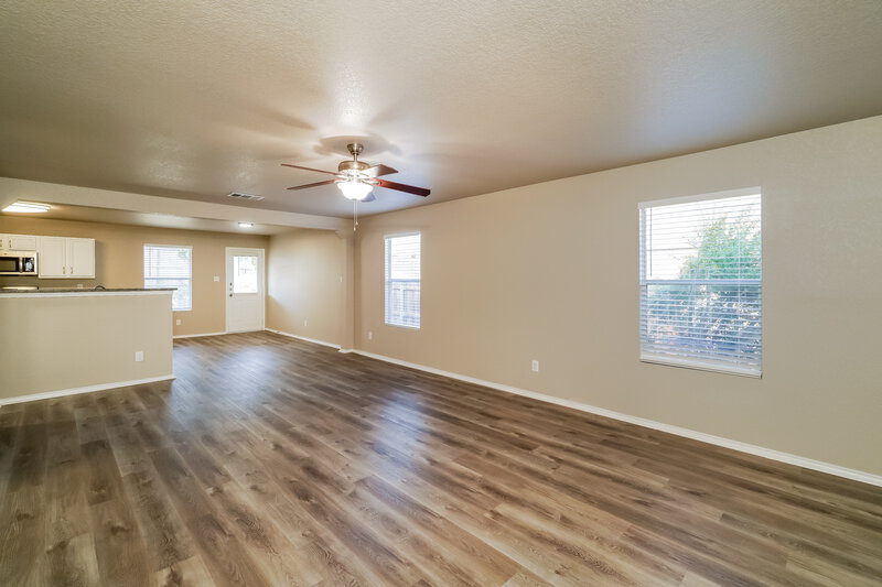 2,205/Mo, 308 Brook Way Cibolo, TX 78108 Living Room View 2