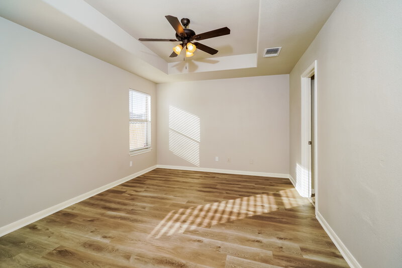 1,525/Mo, 3605 Candlebrook Ln San Antonio, TX 78244 Main Bedroom View
