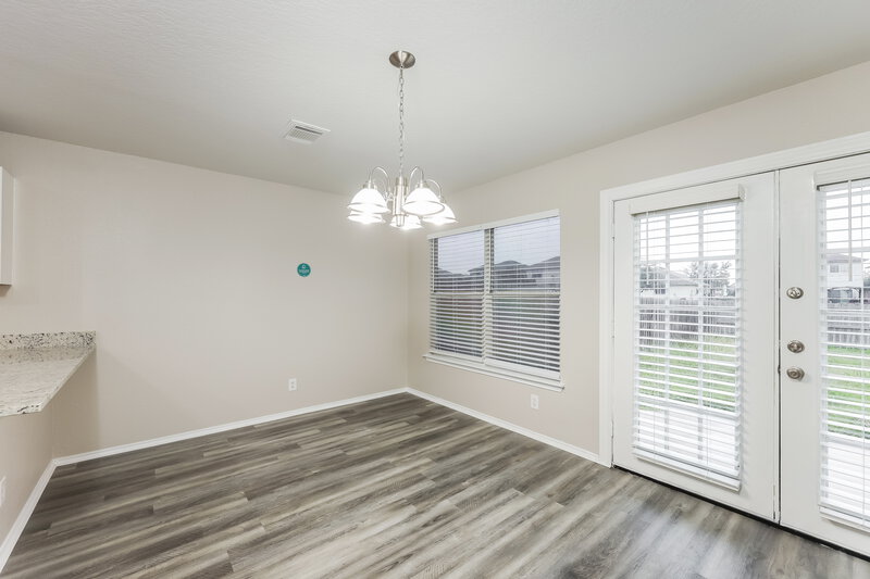 1,825/Mo, 6507 Highland Grass Converse, TX 78109 Dining Room View
