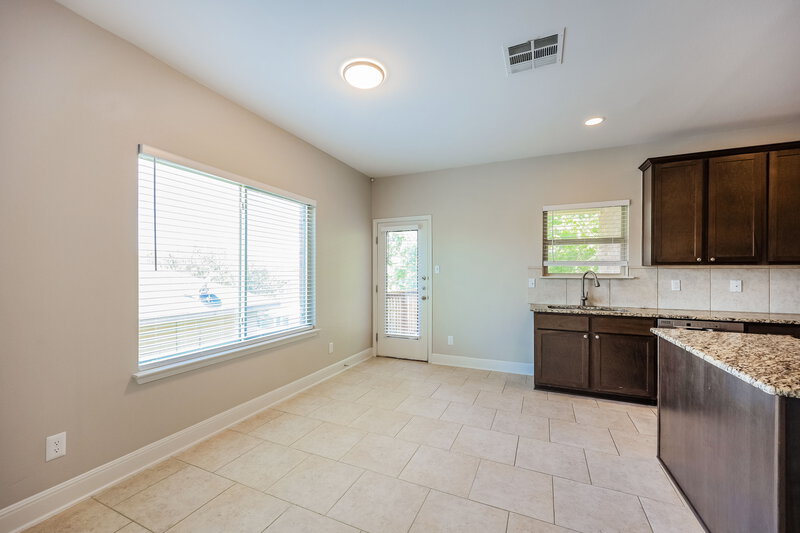 1,795/Mo, 6703 Prescott Dm San Antonio, TX 78233 Dining Room View