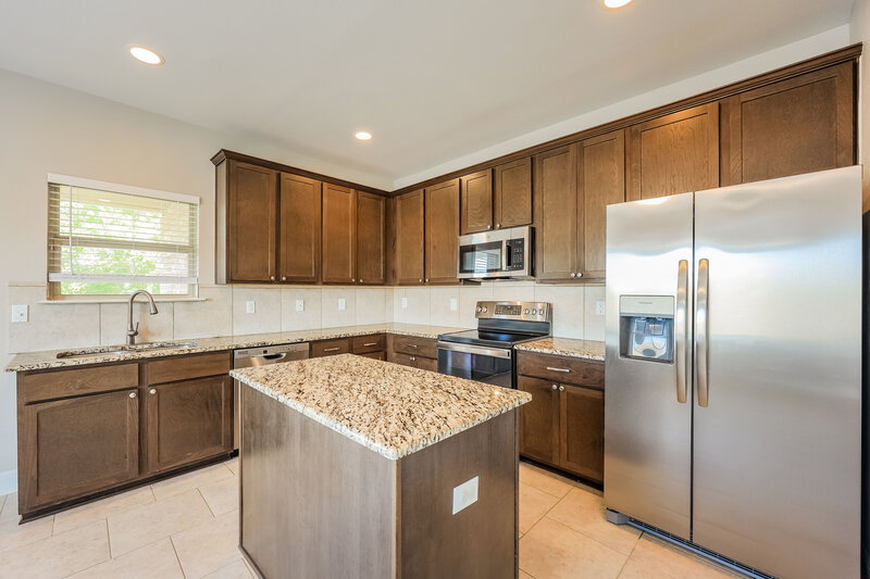 1,795/Mo, 6703 Prescott Dm San Antonio, TX 78233 Kitchen View 2