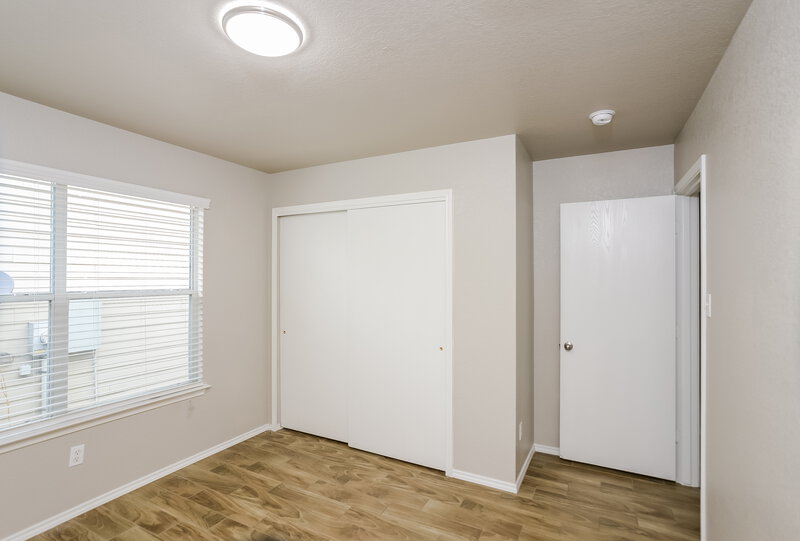 1,695/Mo, 1515 Ambush Crk San Antonio, TX 78245 Bedroom View 2