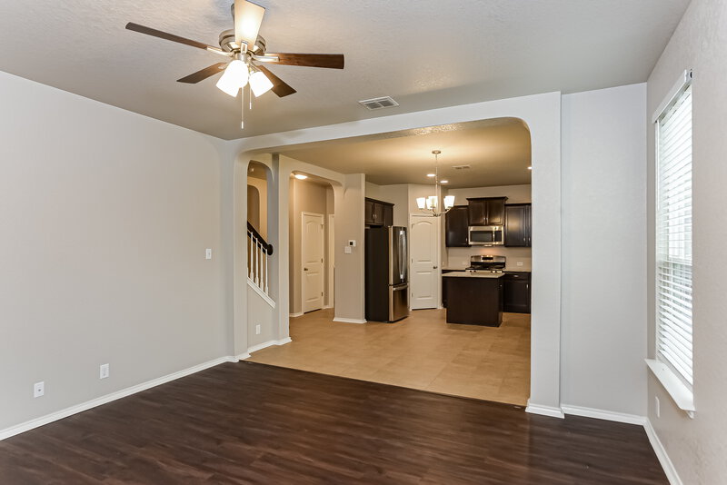 1,820/Mo, 125 Finch Knl San Antonio, TX 78253 Living Room View