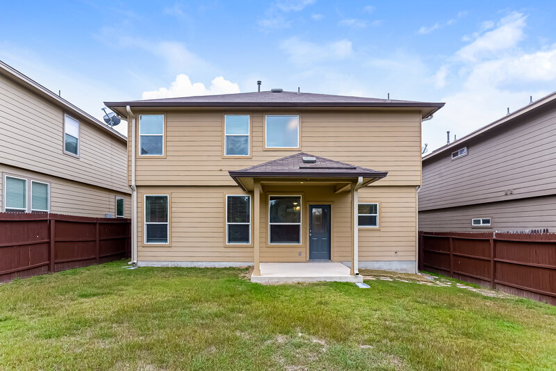 1,820/Mo, 125 Finch Knl San Antonio, TX 78253 Rear View