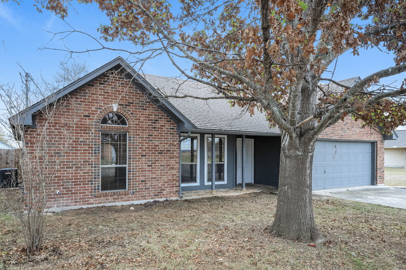 1,620/Mo, 819 Hueco Dr New Braunfels, TX 78130 Front View