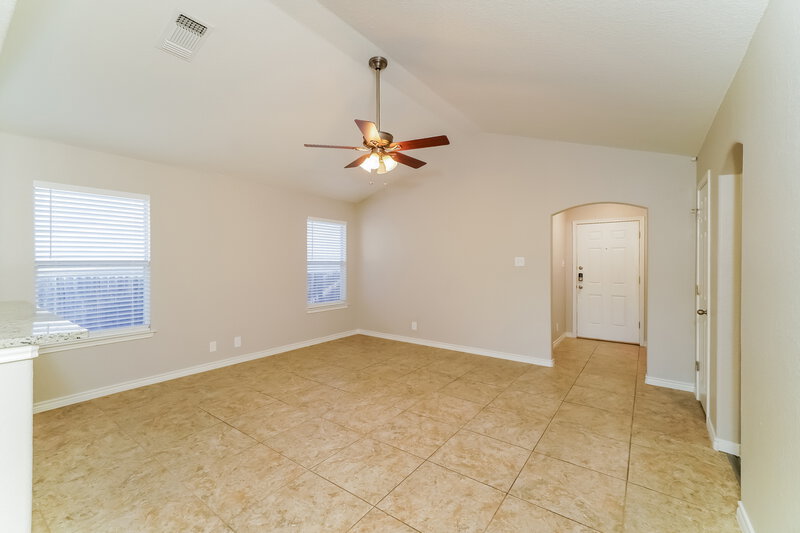 1,810/Mo, 10826 Indigo Crk San Antonio, TX 78239 Living Room View