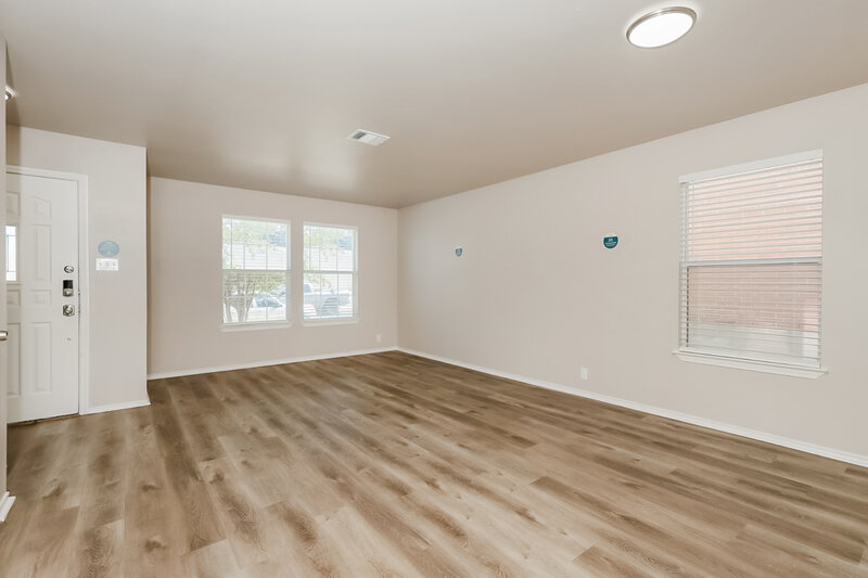 1,595/Mo, 143 Birchwood Bay San Antonio, TX 78253 Living Room View