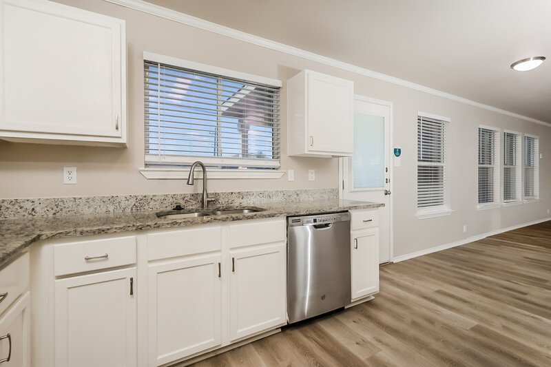 1,595/Mo, 143 Birchwood Bay San Antonio, TX 78253 Kitchen View 2