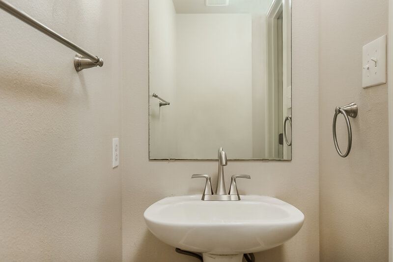 1,595/Mo, 143 Birchwood Bay San Antonio, TX 78253 Powder Room View