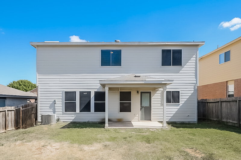 1,595/Mo, 143 Birchwood Bay San Antonio, TX 78253 Rear View