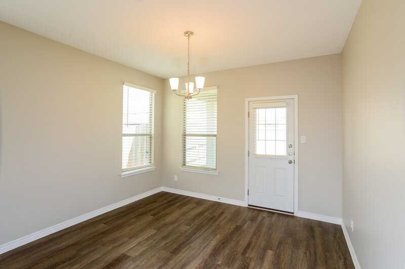 2,075/Mo, 8208 Victory Cv San Antonio, TX 78254 Dining Room View