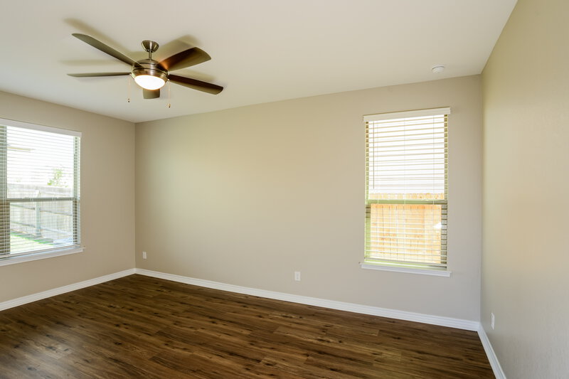 2,075/Mo, 8208 Victory Cv San Antonio, TX 78254 Main Bedroom View