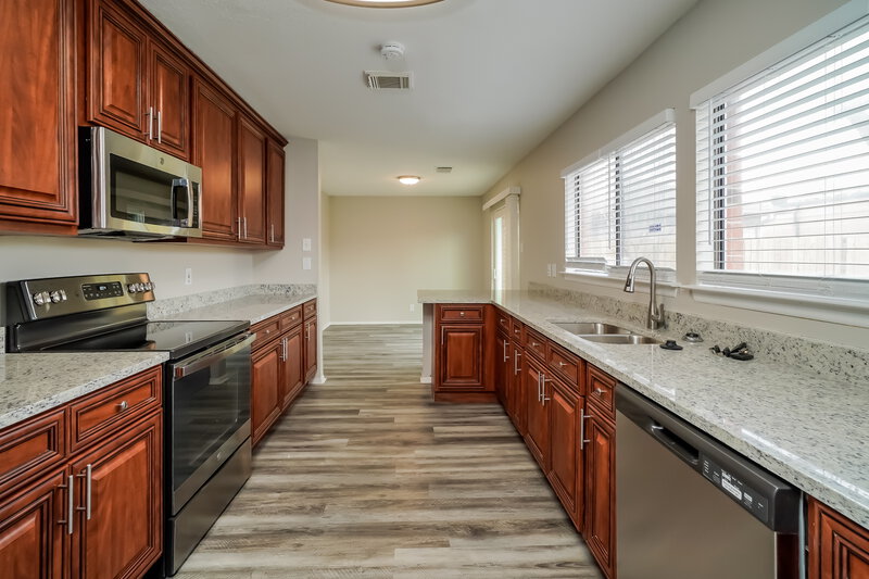 1,865/Mo, 8018 Sunshine Trail Dr San Antonio, TX 78244 Kitchen View
